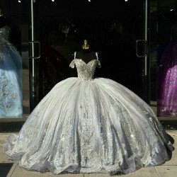 V Neck Silver Quinceanera Dress Crystal Sweet 15 Gowns Lace Appliques Off Shoulder Wear Pageant 2024 Ball Gown Princess Dresses