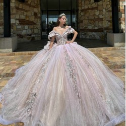 V Neck Pink Quinceanera Dresses Off Shoulder 2024 Ball Gown Princess Dress Lace Appliques Vestidos De 15 Anos With Bow