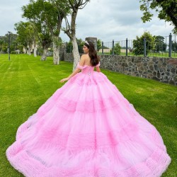 Ruffled Pink Quinceanera Dress Off Shoulder Birthday Party Gowns Sweetheart Neck Vestidos De 15 Anos