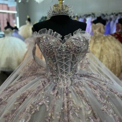 Sleeveless Pink Quinceanera Dress Sweet 15 Gowns Sequin XV Anos Lace Appliques Sweetheart Neck Vestidos De 15 Anos