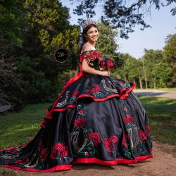 Sweetheart Neck Black Quinceanera Dress Off Shoulder Vestidos De 15 Anos Bow Birthday Party Gowns With Embroidered Flowers