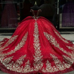 V Neck Red Quince Dress Lace Appliques Wear Pageant Off Shoulder Vestidos De 15 Anos Sequin Instagram Gowns