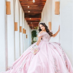 V Neck Pink Quince Dress 15 Anos Lace Appliques Sequin Women 2024 Ball Gown Off Shoulder Girl Birthday Gowns