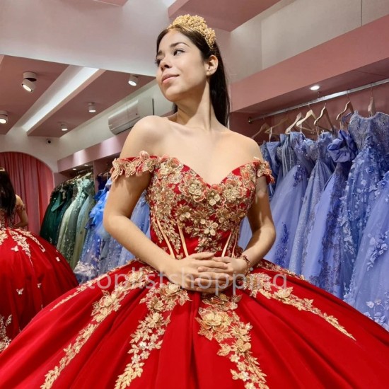 2024 Red Ball Gown Quinceanera Dresses Sweet 16 Dress Tulle Gold 3D Flowers Bow Vestidos De 15 Años Quinceañeras