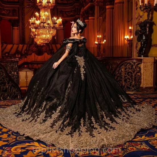 Long Sleeve Sweet 16 Vestidos De 15 Años Black Quinceanera Dress Gold Lace Appliques Beads Ball Gown Beading