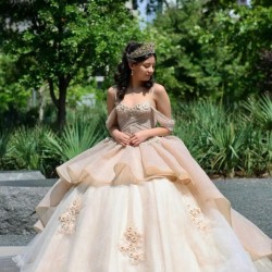 Champagne Quinceanera Dress 2024 Ball Gown Spaghetti Appliques Beaded Mexican 16 Birthday Princess Gown