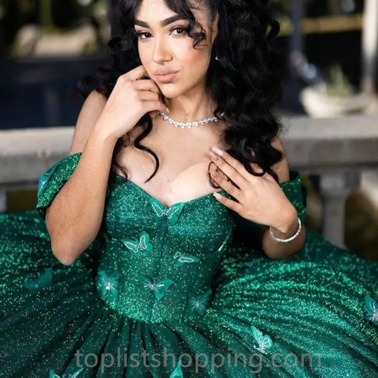 Ruffled Emerald Green Quinceanera Dress Sequined Ball Gown Sparkly Sweet 16 Year With Bow Princess Dresses