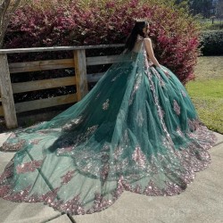 Emerald Green Quinceanera Dresses For 16 Girl V-Neck Off the Shoulder Gold Appliques Beads With Cape