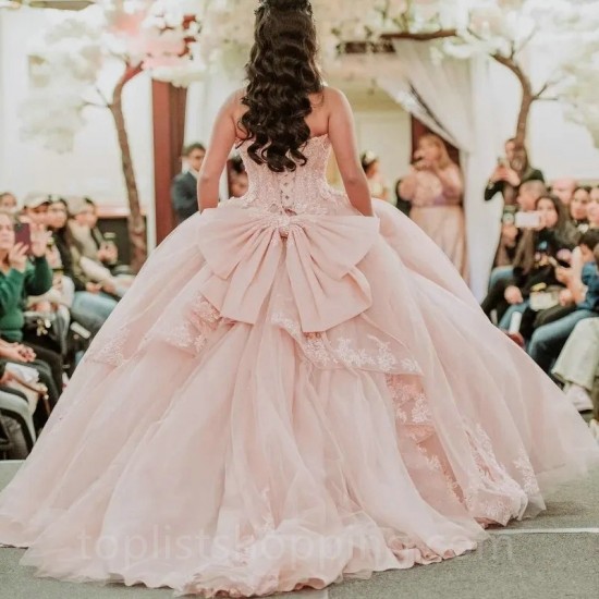 Off The Shoulder Pink Ball Gown Quinceanera Dress 2024 Beaded Lace Appliques Birthday Gowns