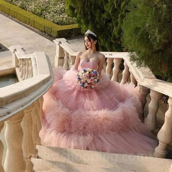 Off Shoulder Pink Princess Quinceanera Dresses 2024 Beads Tull Tiered Lace-up Corset Vestidos De 15 Años Prom