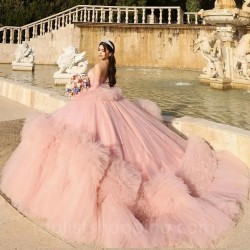 Pink Sweetheart Quinceanera Dress Princess Off the Shoulder Prom Gown Beads Tulle Tiered Sweet 16 Dress