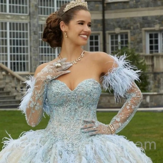 Feather Sky Blue Sweetheart Quinceanera Dress Off Shoulder Appliques Sequins Party Princess Sweet 16 Ball Gown