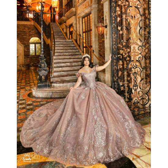 Off Shoulder Rose Gold Quinceanera Dress Lace Appliques Sweetheart Neck Sweet 15 Gowns