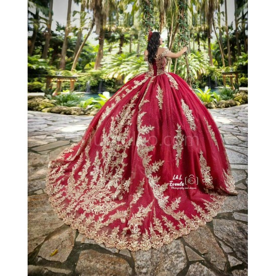 Off Shoulder Red Quinceanera Dress Lace Appliques Sweetheart Neck Sweet 15 Gowns